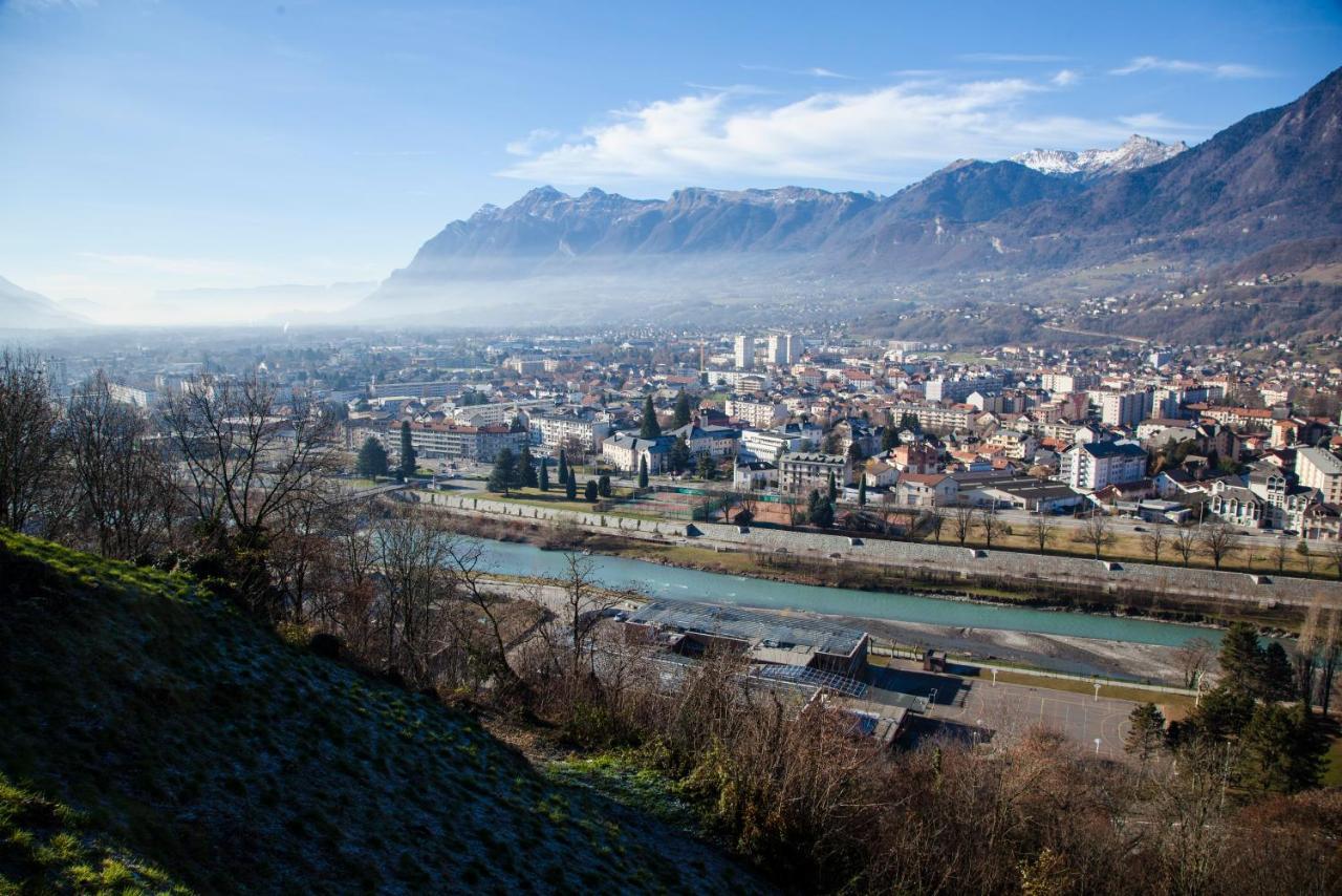 Отель Ulvf La Citadelle De Conflans Альбервиль Экстерьер фото